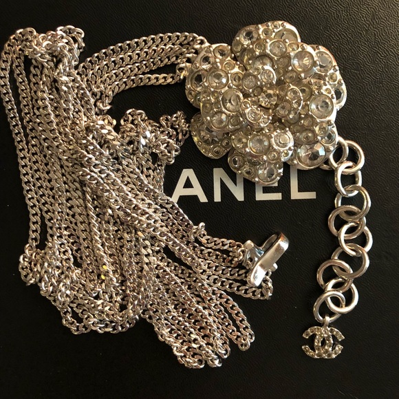 Authentic Chanel belt crystal rhinestone flower - Picture 4 of 13